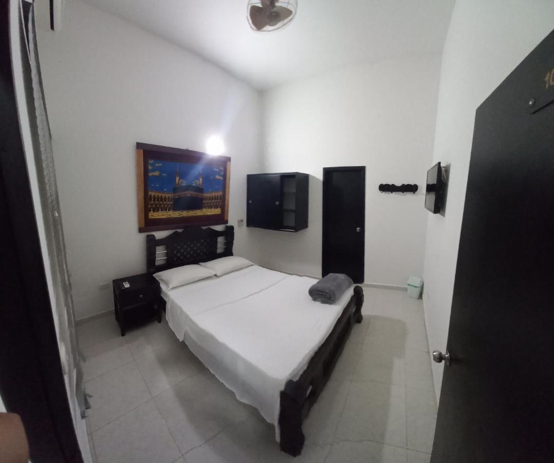 Hotel San Adolfo Карепа Экстерьер фото