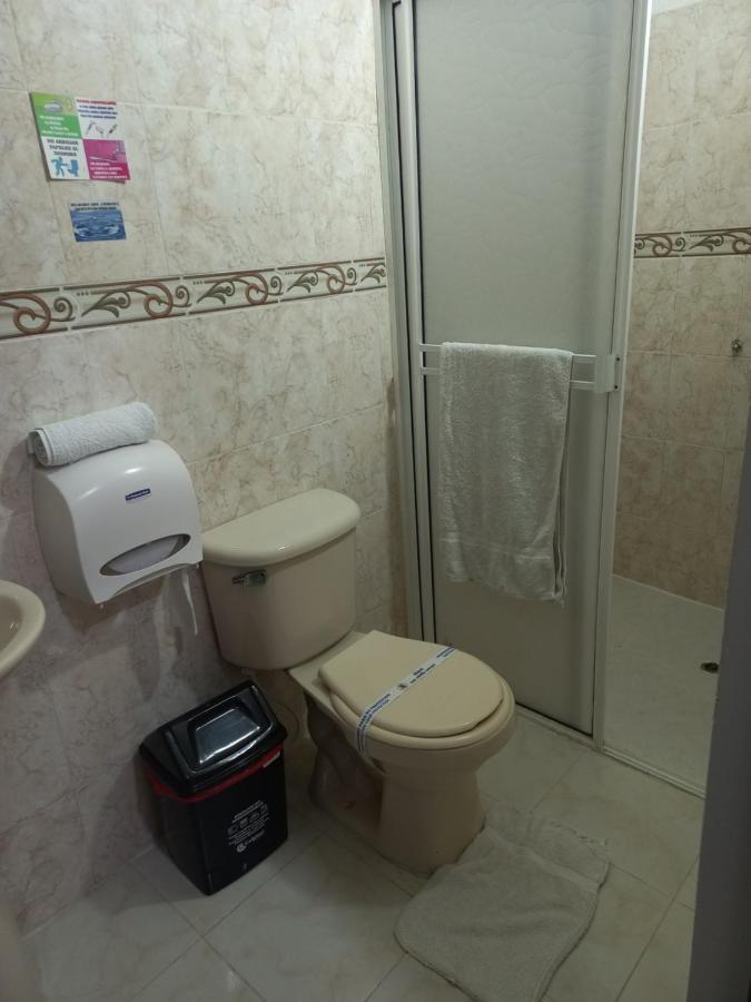 Hotel San Adolfo Карепа Экстерьер фото